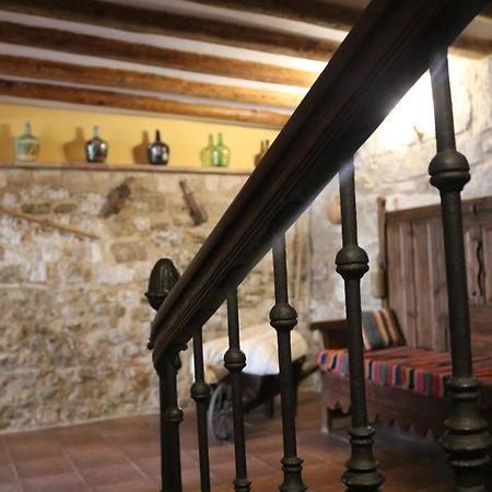 Casa rural tres regiones Ontinena Esterno foto