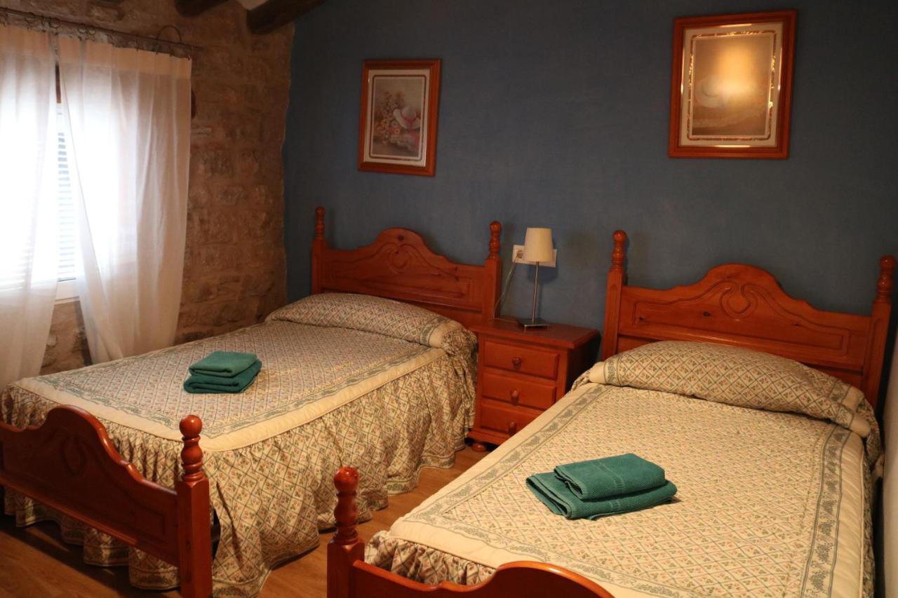 Casa rural tres regiones Ontinena Esterno foto